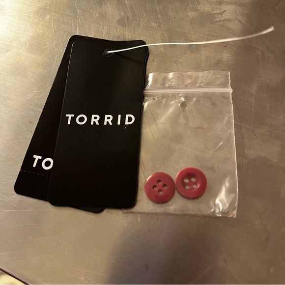 Torrid Harper Berry Color Women's Flutter Sleeve Blouse Size 6 (6X) - Picture 15 of 15